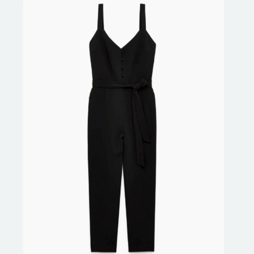 Aritzia Little Moon Petunia Jumpsuit Women's Black Size 4 Classic open back - Picture 2 of 13